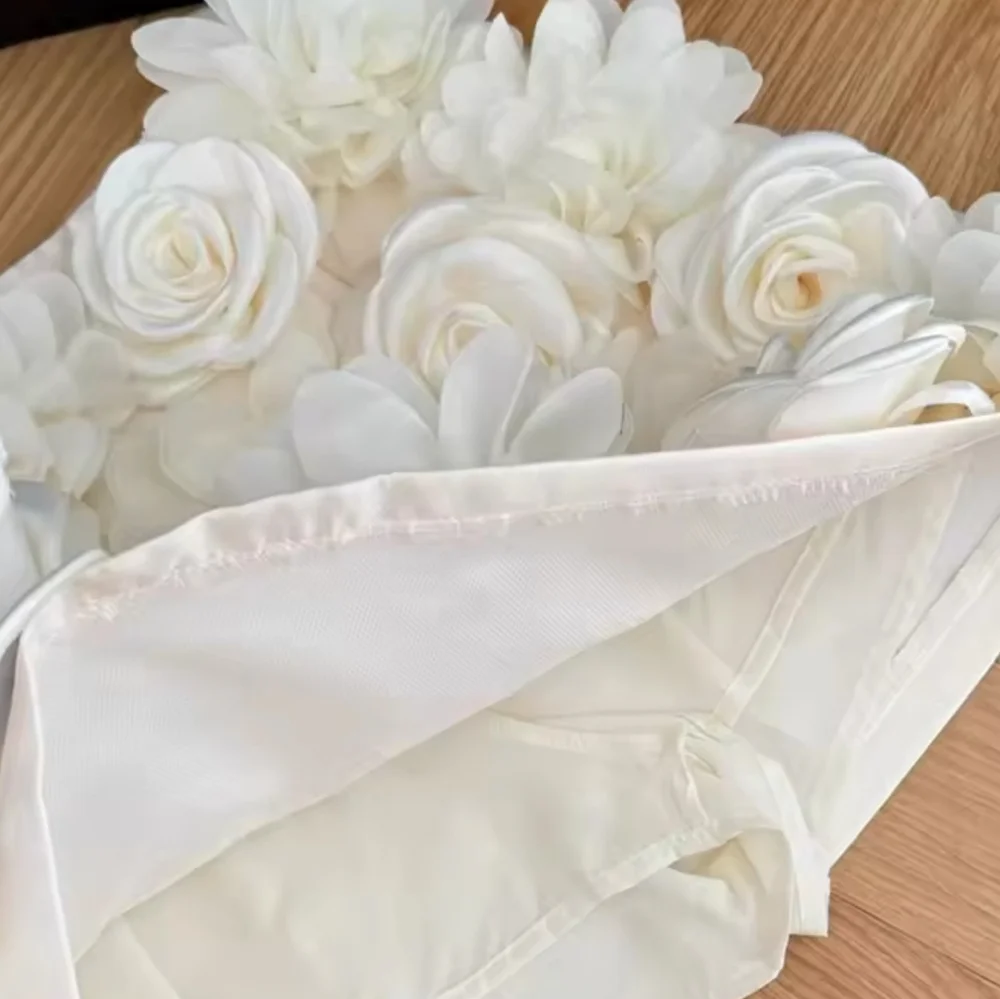 Elegant Cream Floral Skirt - Picture 5 of 8